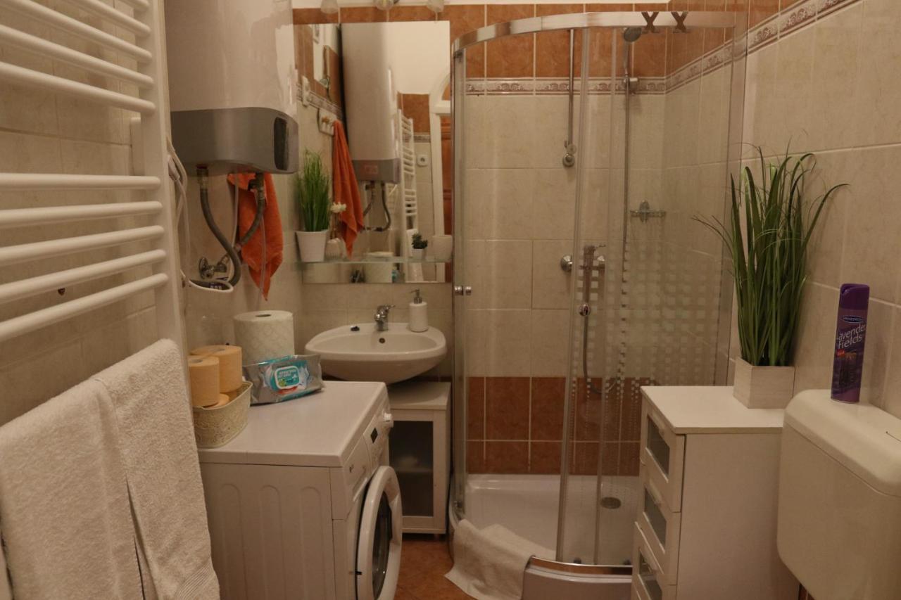 Hedi Apartman Miskolc Exterior foto