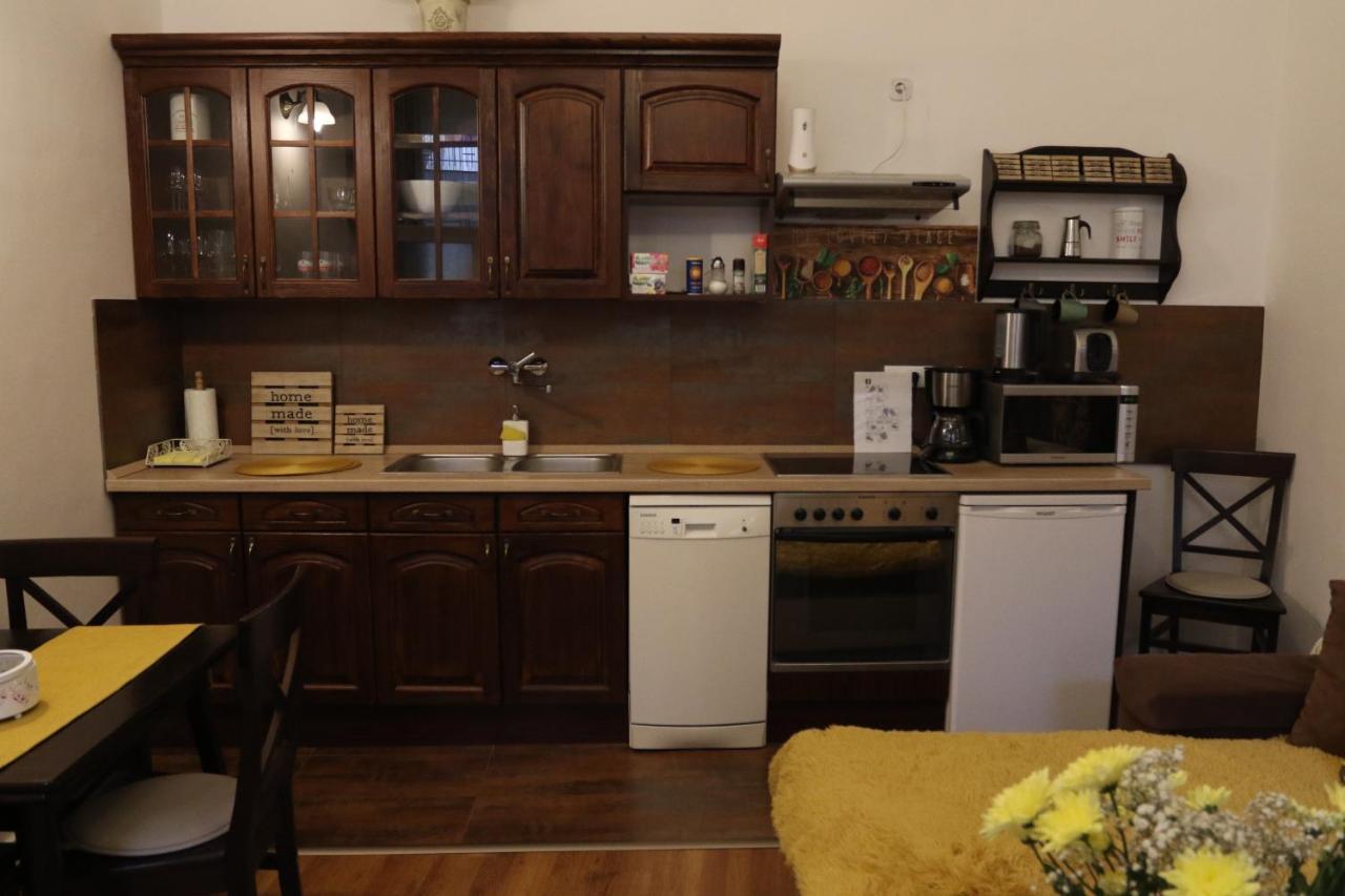 Hedi Apartman Miskolc Exterior foto