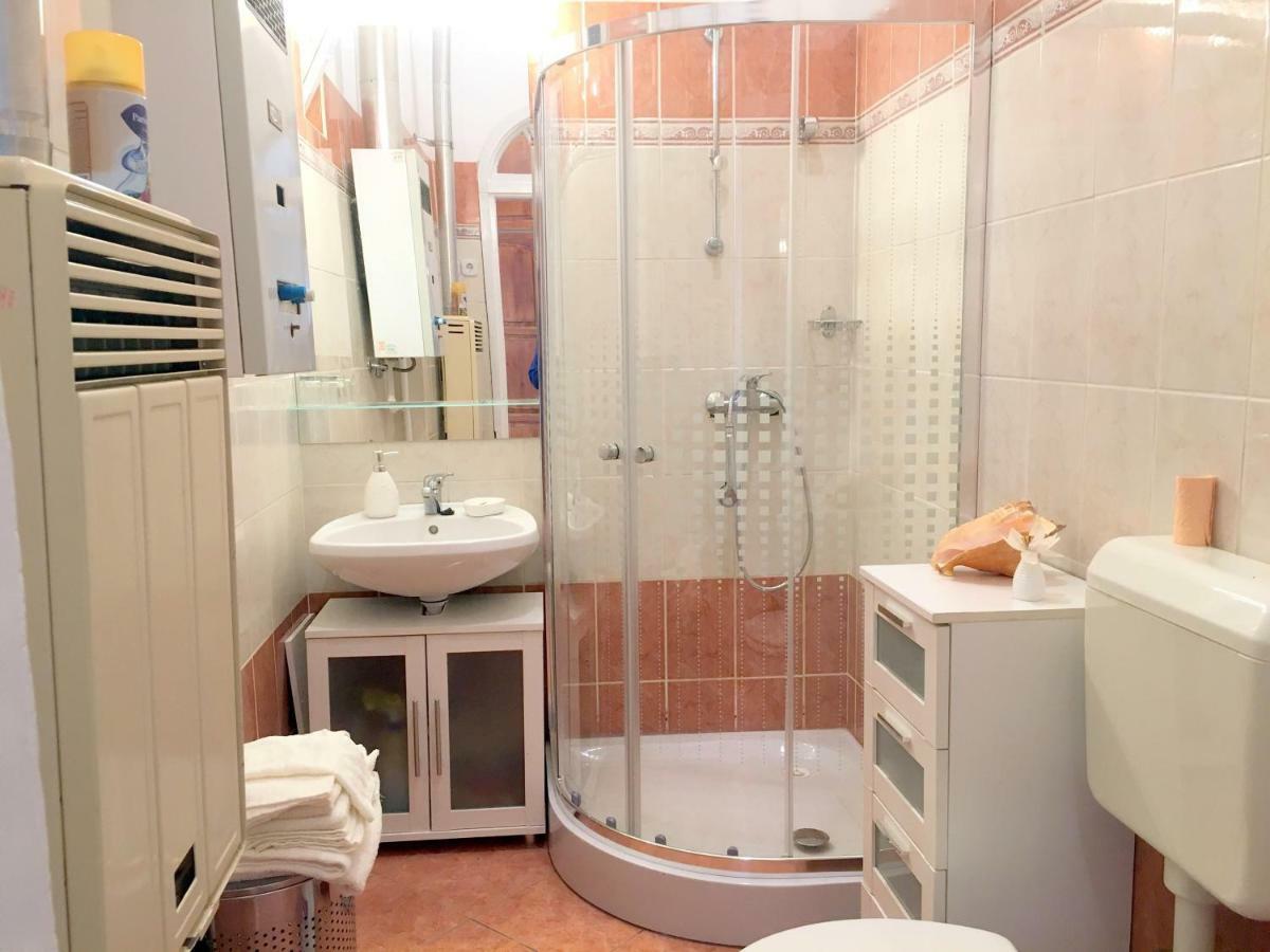 Hedi Apartman Miskolc Exterior foto